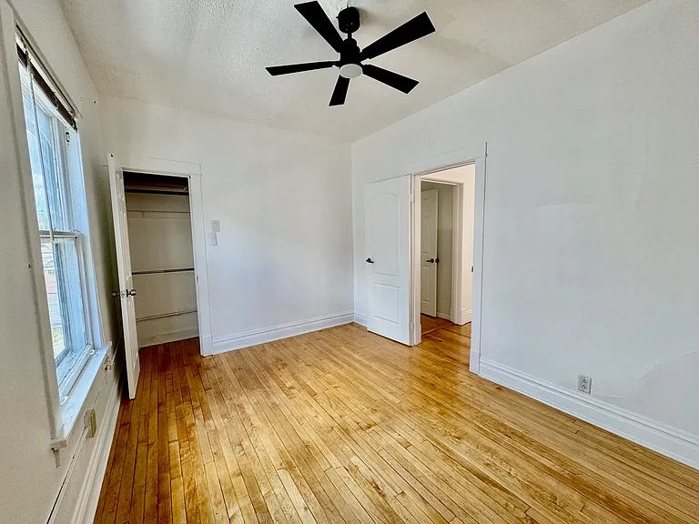 2047 N Lavergne Ave #2 — Photo 9