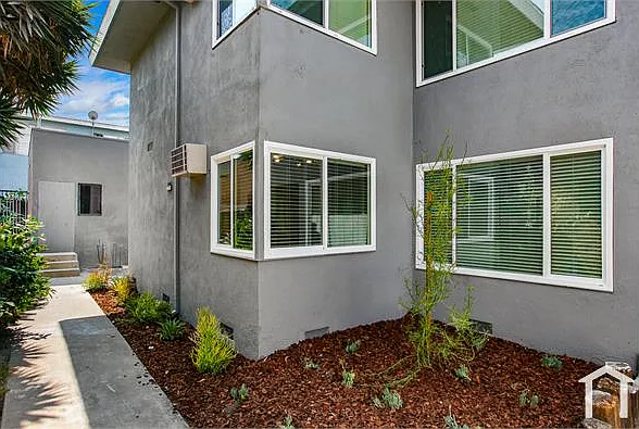 5036 Coliseum St #5 — Photo 13
