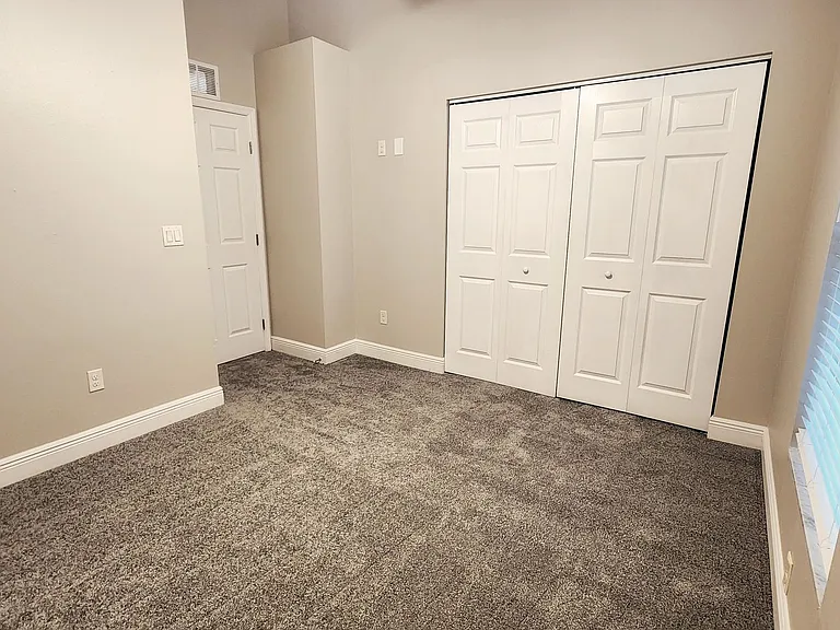 5151 SE 103rd Ln #4 — Photo 10