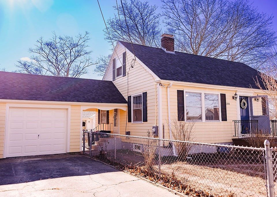 188 Pitman St, New Bedford, MA 02746 Zillow