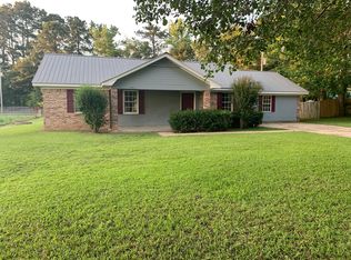 47 Dove Whitaker Rd, Caledonia, MS 39740