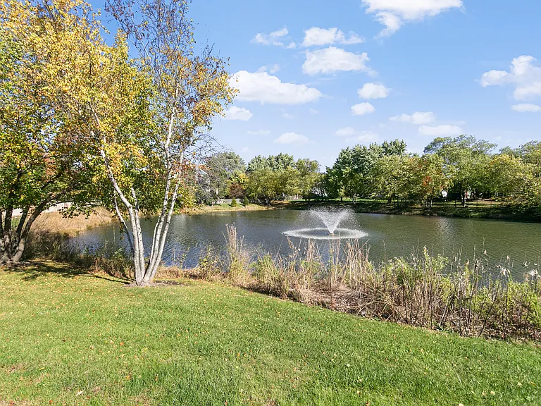 1193 Mount Vernon Dr — Photo 18