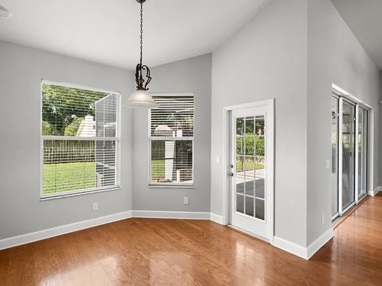 3827 Misty Landing Dr — Photo 9