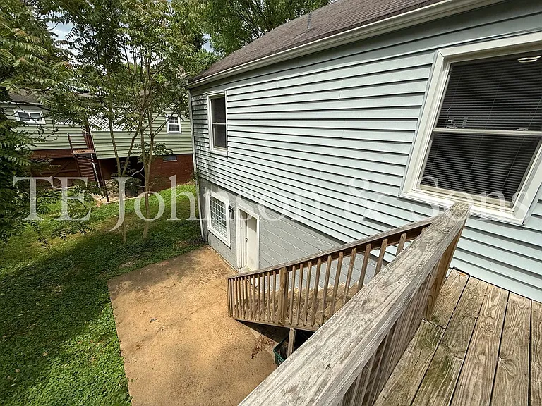 212 Carolina Cir — Photo 43
