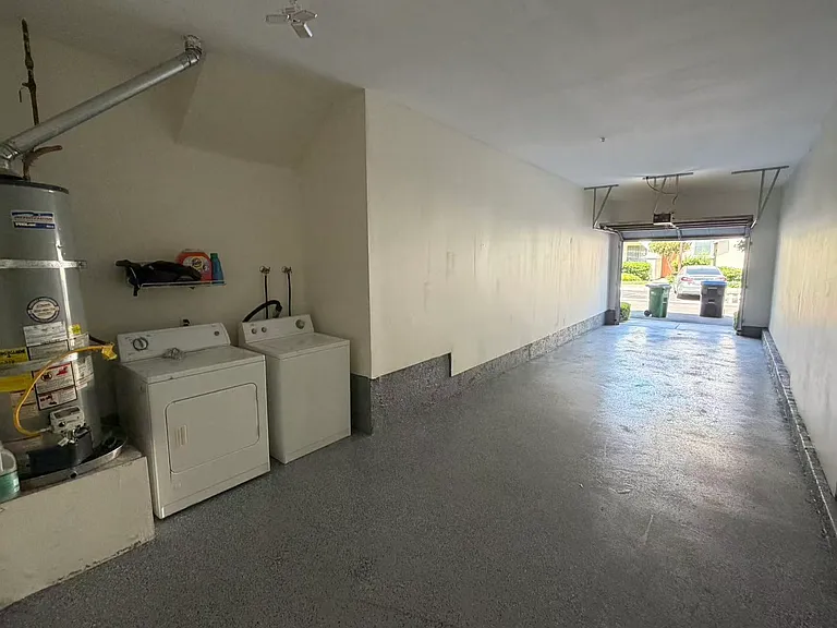 2208 Crescent Oak — Photo 8