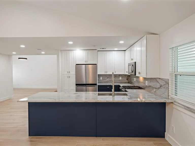 9323 Portal Dr — Photo 1
