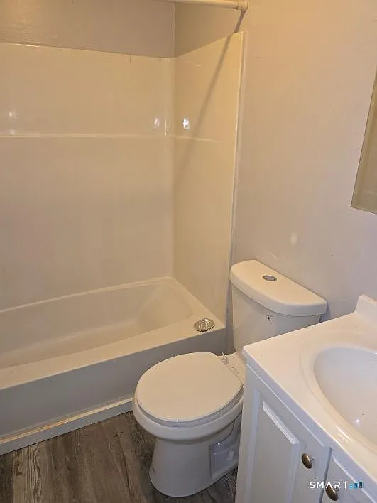 2 bed, 1.0 bath, 800 sqft, $1,500 — Photo 4