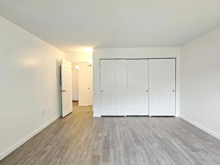 10 Rutledge St #3G — Photo 12