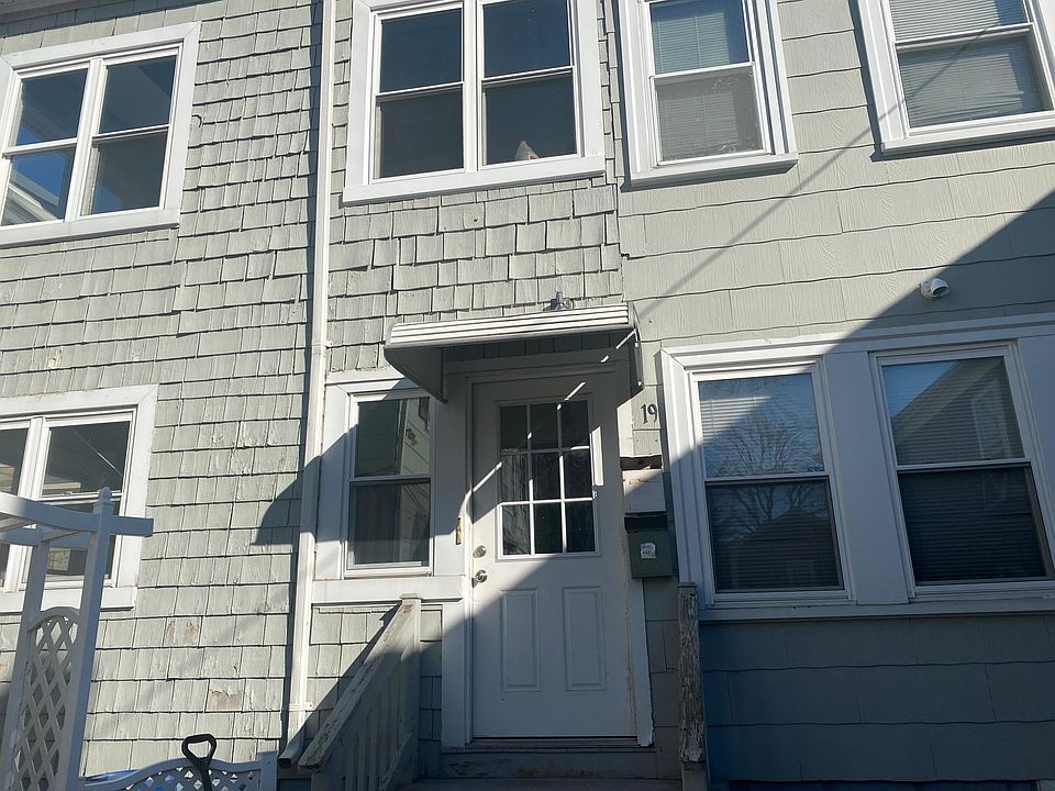 2nd image of 19 Turner St Unit 1
