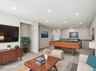 629 Topwater Trl, Kemah, TX 77565