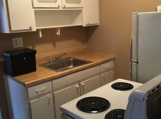 3015 Devonshire Rd #100, Cleveland, OH 44109