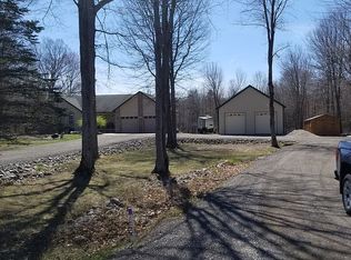 1433 W Nielsen Rd, Sanford, MI 48657