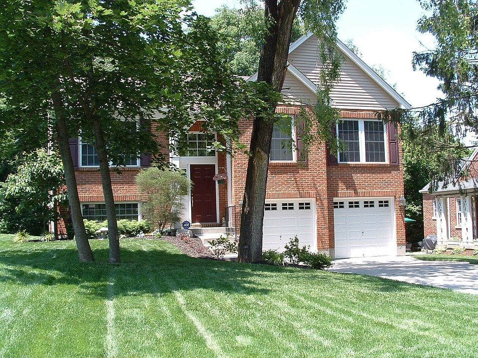 Street View- Unique Exterior fits in w/ Beautiful Park Hills