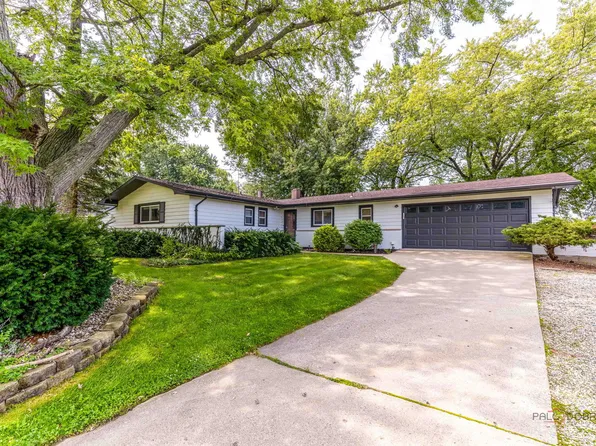 35478 N Donald Ct, Ingleside, IL 60041