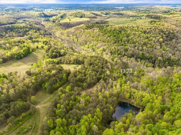 999 Marvins Ln, East Bernstadt, KY 40729