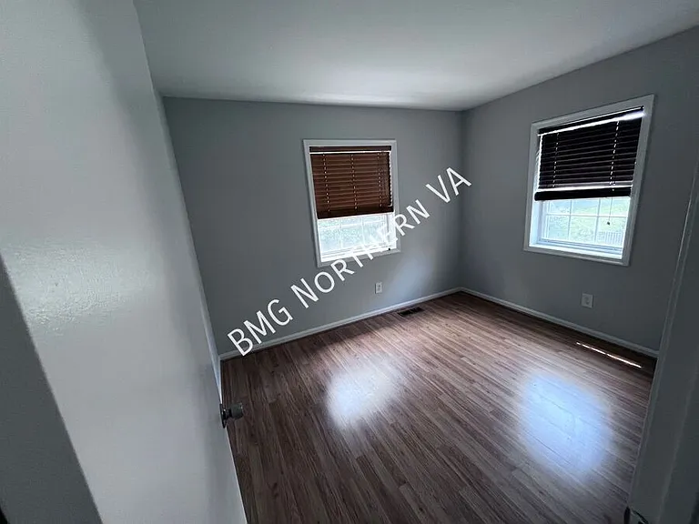 5344 Anchor Ct — Photo 11