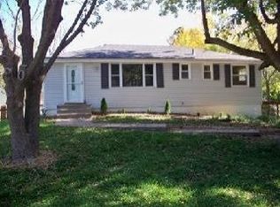 8625 NW Old Stagecoach Rd, Kansas City, MO 64154