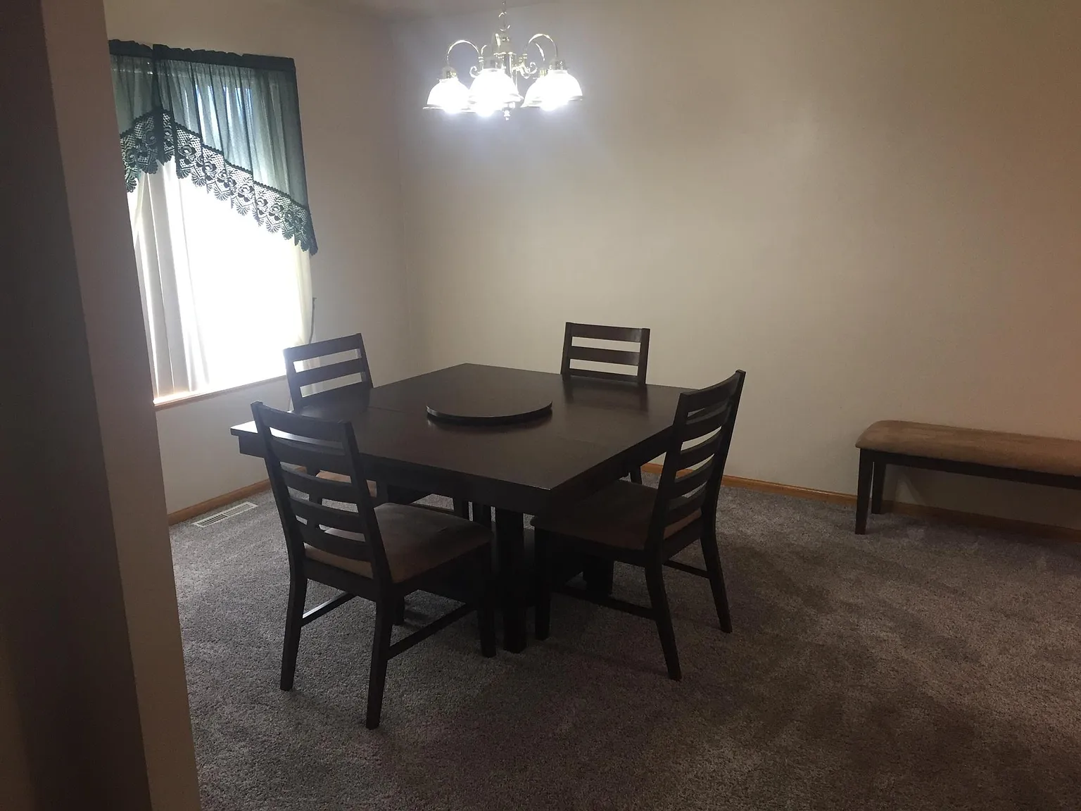1122 McIntosh Rd — Photo 4