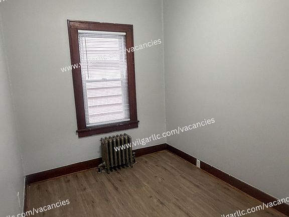 3rd image of 1921 Clark St #1-R