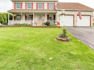 502 Hawk View Rd, Hummelstown, PA 17036