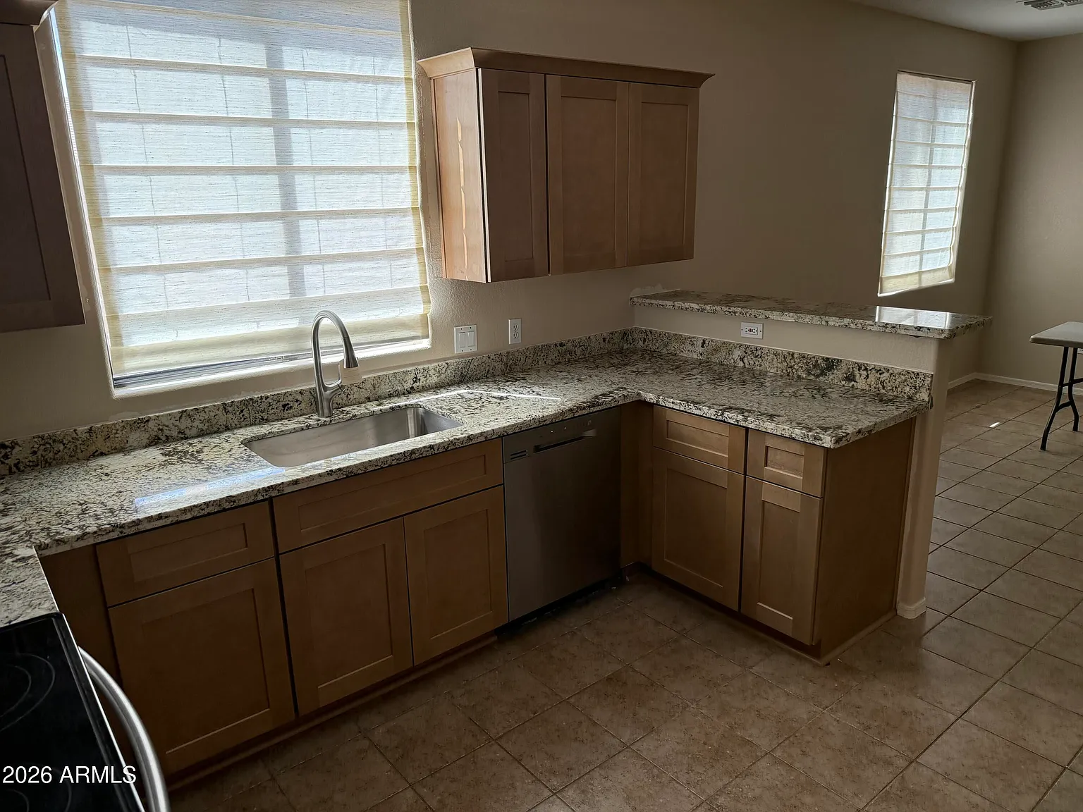 3 bed, 2.5 bath, 1499 sqft, $2,295 — Photo 3