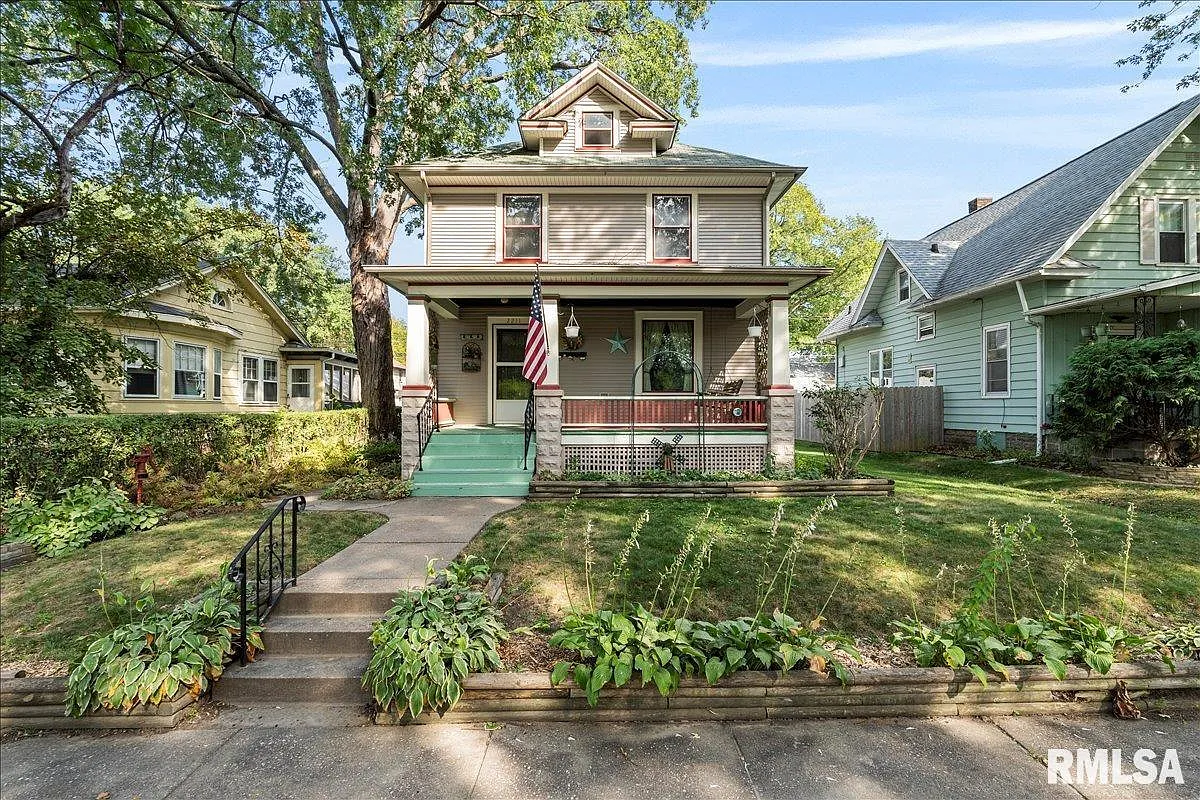 2211 Western Ave photo 1