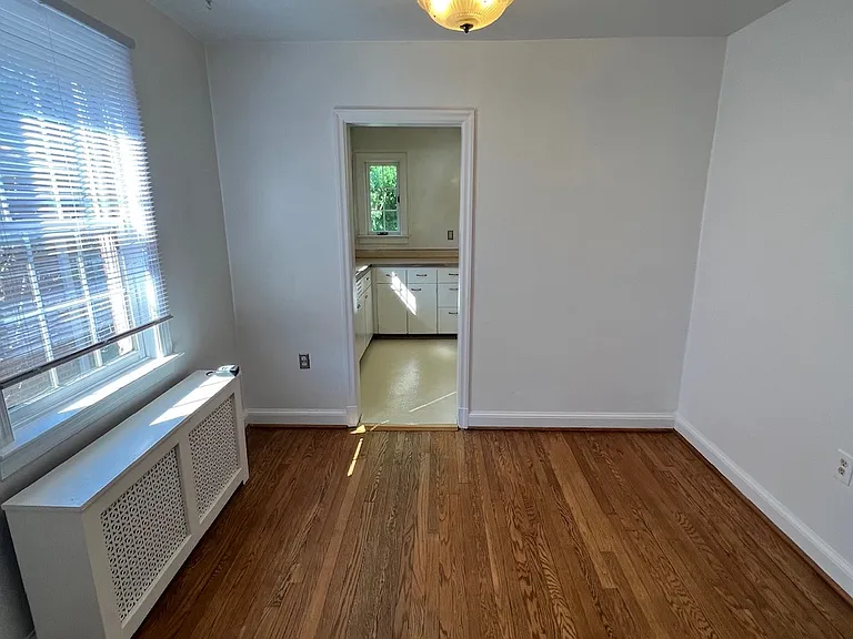 2241 N Harrison St — Photo 13