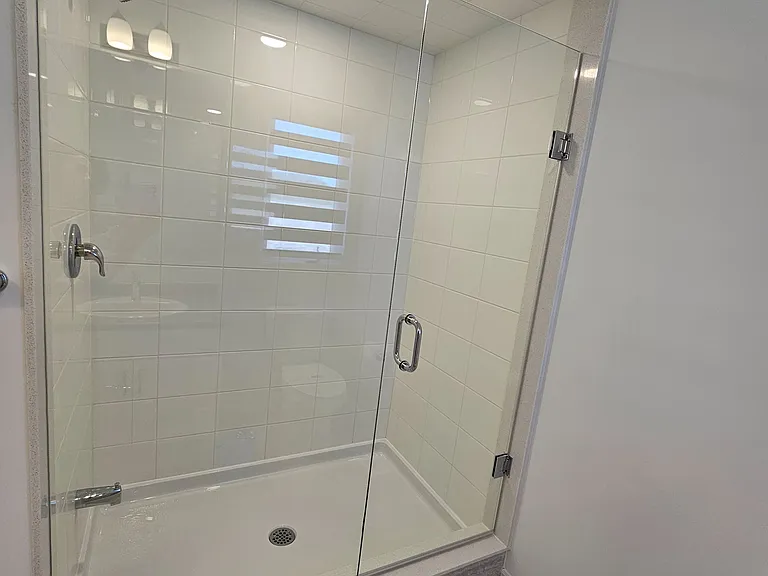 879 Amand Dr — Photo 14