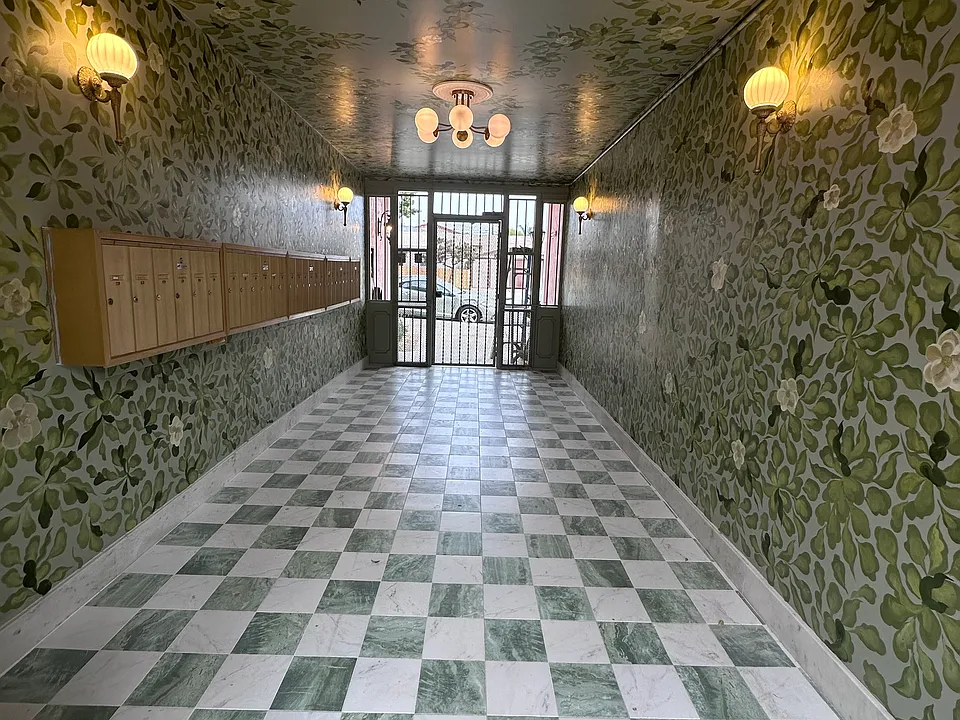 Valeria Apartments