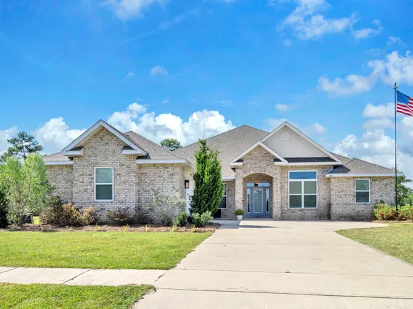 1056 Brushed Dune Cir, Freeport, FL 32439