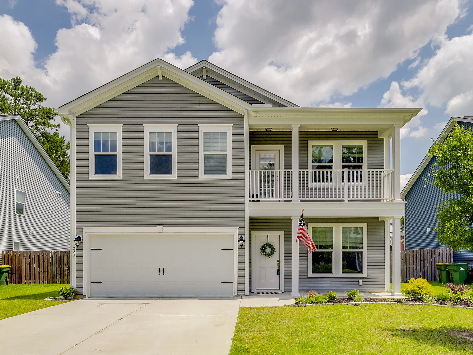 4 bed, 2.5 bath, 2400 sqft, $2,500 — Photo 4