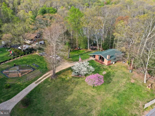 27273 Holly Ln, Mechanicsville, MD 20659