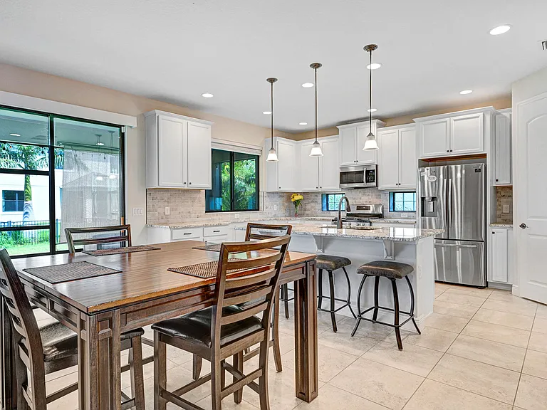 8212 Paragrass Ave — Photo 10
