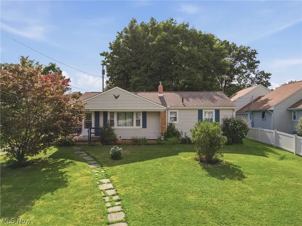 1539 Parkway Blvd, Alliance, OH 44601