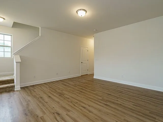 3954 Weavers Pond Dr — Photo 3
