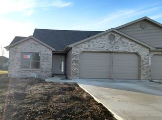 807 Heatherwood Ln, Ossian, IN 46777