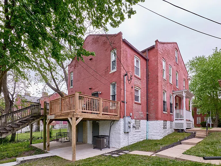 1421 N Park Pl — Photo 87