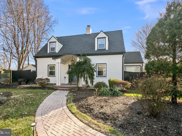 3123 Glen Carlyn Rd, Falls Church, VA 22041