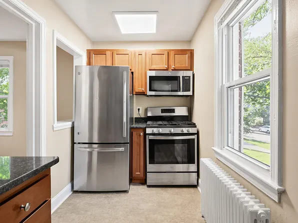 8507 Flower Ave APT 3, Takoma Park, MD 20912
