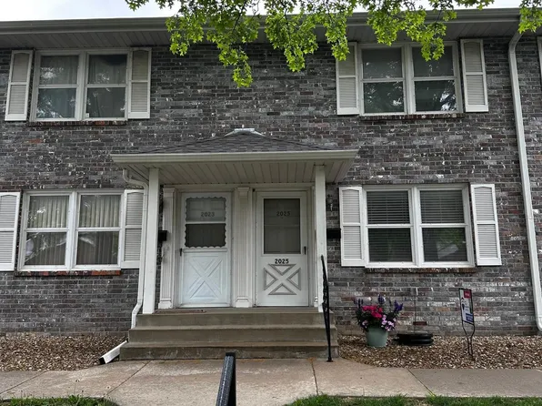 2025 Greenbriar Dr, Emporia, KS 66801