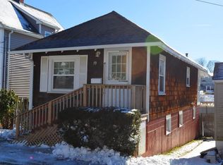 59 Bay St, Hull, MA 02045