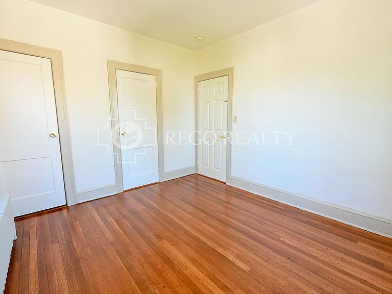46 Grace St — Photo 17