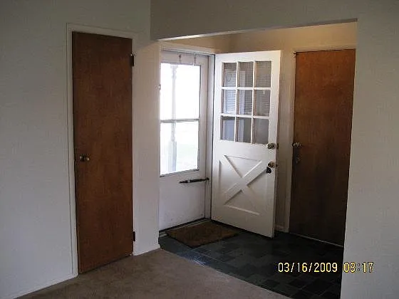 2809 Maplewood Dr — Photo 10