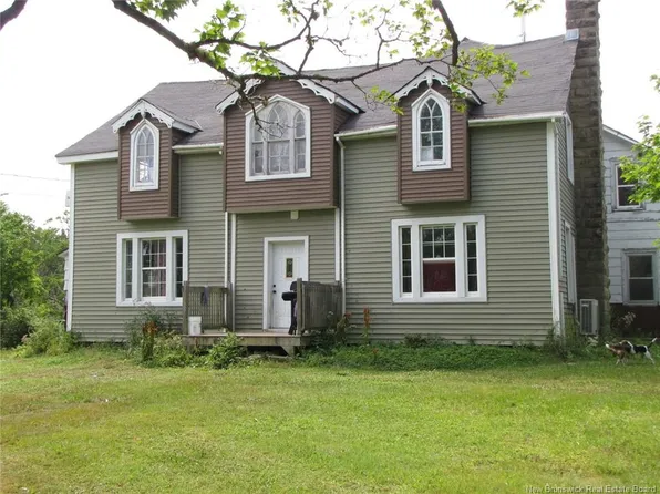 5031 Main St, Dorchester, NB E4K 2Y7