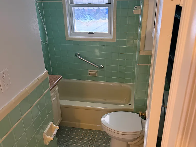 113 56th St SE — Photo 5
