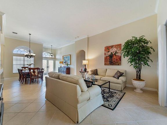 4th image of 7098 Brunswick Cir