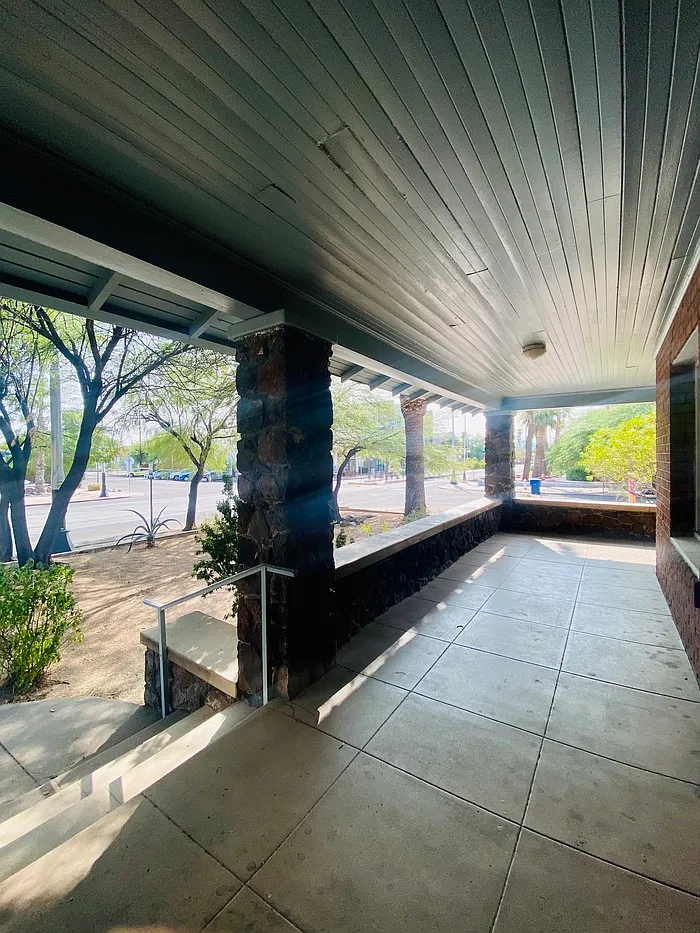 3 bed, 2.0 bath, $2,400 — Photo 4