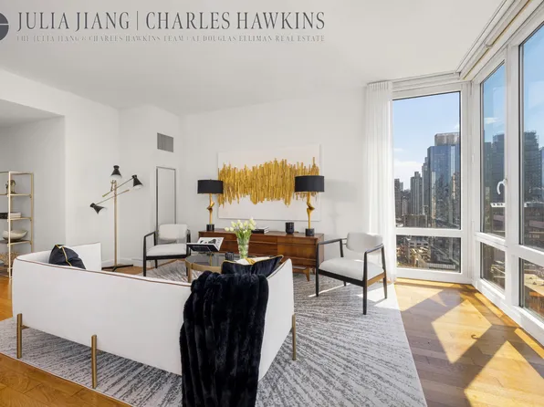 247 West 46th Street image 2 of 23