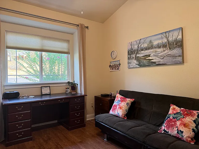 Office/Bedroom 3