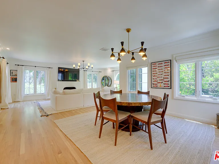 1007 Carol Dr — Photo 12